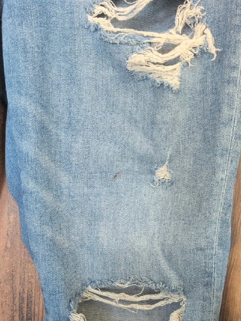 American Eagle Next Level Stretch Hi Rise Jegging Destroyed Jeans 12     F230